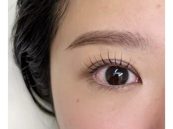 エルメ(Elme)の写真/眉毛こそ、プロに任せる時代。眉毛のプロが骨格輪郭を見極めて、あなたに似合う美眉アイブロウをデザイン◎