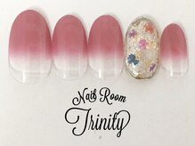 ネイルルーム トリニティ(Nail Room Trinity)/150種類以上選べるアート付