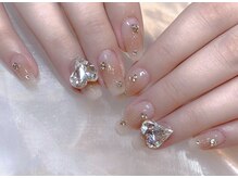 ラッキー(Lucky)/ハートチークネイル