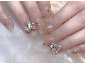 ラッキー(Lucky)/ハートチークネイル