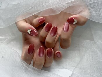 ララ(RARA)/マグネットネイル