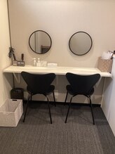 小顔フェイスラボ 馬車道店(小顔 Face Labo.)/メイク直しもできます♪