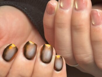 サロン デ ヤンス(SALON DE YANSU)/