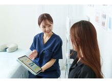 眼に特化した整体 アイケアLaBo 四条烏丸店【眼精疲労/視力低下/首肩こり】の雰囲気（丁寧なカウセリングをします♪［眼精疲労/視力低下/マッサージ］）