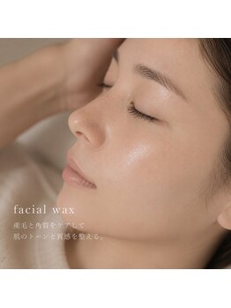 ケーアンド(K&)の写真/<美肌フェイシャルWAX(アイブロウWAX込)+鎮静パック付き初回¥9900>産毛や古い角質を落とす◎