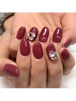 アイリッシュネイル 久屋大通店(Irish Nail)/ボルドー×ビジュー盛り