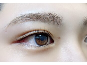 プラスアイ 銀座中央通り店/まつ毛カール 担当 結城