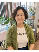 スタジオムーン(studio MOON) 長曽我部 裕美