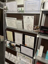 リラクゼーションサロン ラキ(laki)/ディプロマや感謝状