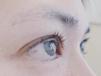 ナッシュ(nash)の写真/ネイルとアイの同時施術で時短が叶う☆お仕事が忙しい方・長く通えるお気に入りサロンをお探しの方に♪
