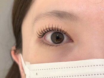 ネオリーブ ウリ(Neolive uri)/まつ毛パーマ