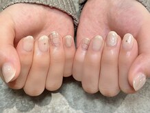 ヒールネイル(heal nail)/beige×チェック柄×凹凸アート.
