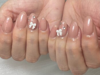 スイート ラグーン(Sweet Lagoon)の写真/上品な指先で好感度UP◎OLさん、ママさんにも大人気★上品なシンプルネイルで指先を綺麗に彩ります♪
