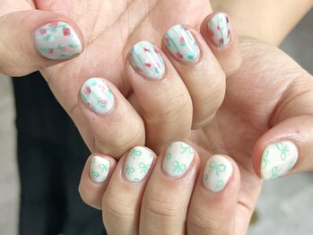 ドット シー 神戸三宮(dot c)の写真/短い爪でも映えるデザイン多数!爪の悩みも相談OK◎あなたに似合うを提案します♪
