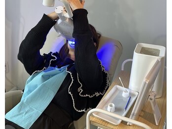 アクア 天王寺店(AQUA)/セルフホワイトニング施術風景