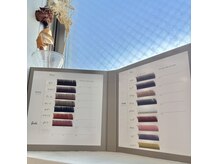 フィーユ(feey)の雰囲気（nuance brown colorが人気::全16色カラーエクステも毛質フラット）