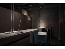 フォー(4 HER.)/落ち着いた店内で特別な時間を