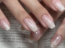 プチボヌール(Petit bonheur)/グラデーションネイル