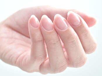 ネイルサロン エムズネイル 福井店(m'snail)の写真/【爪先の乾燥にお悩みの方】消毒や日々の手洗いで乾燥していませんか？爪周りのケアでつやつやの手元に♪