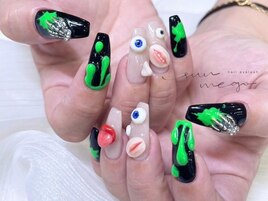 顔ネイル