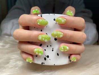 ミスユー(Miss U)/お花ネイル