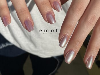 エモット(emot)/オーロラネイル