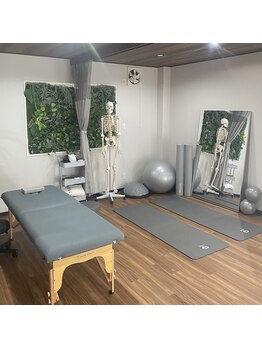 岡山整体エイビス/施術場2