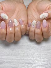 ホズリル(Hozril)/ブラウンな上品ネイル