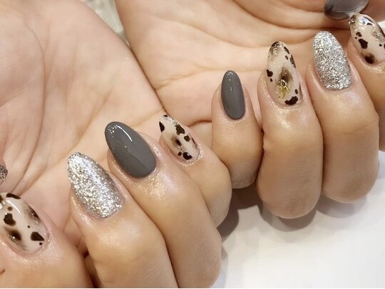 2025年冬】ヒョウ柄のネイルデザイン集｜人気順｜5ページ目  