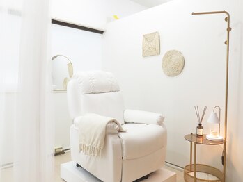 リボンドケー(Rebond-K)/2 内観