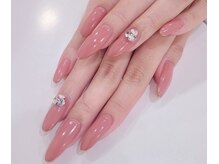 プエルタ(Puerta)の雰囲気（シンプル大人ネイルも人気です！）