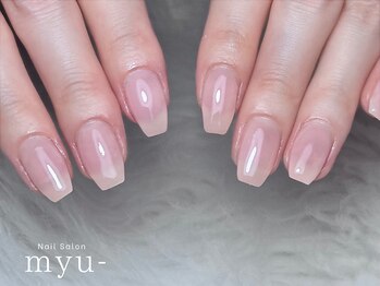 ミュー 表参道(myu-)の写真/【豊富なカラー&パーツで組み合わせ無限大♪】繊細なアートネイル～上品シンプルデザインまで幅広く対応◎