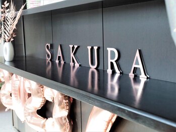 サクラ 伊勢原店(SAKURA)/受付も広々