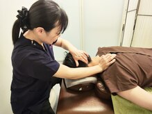 丸の内接骨院グループ 銀座リリース整体院/◆施術風景【首肩まわり】