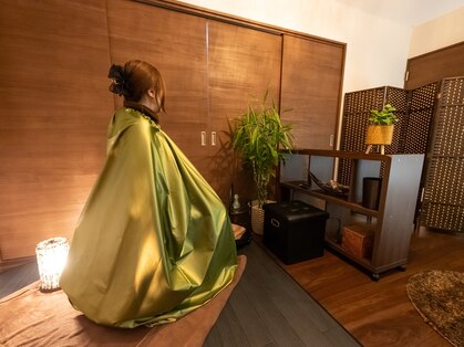 サロンドゥカルム(salon de calme)の写真