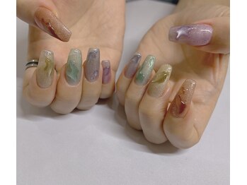 ペルシャ(Persian)/マグネットネイル(担当/YU)