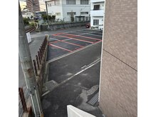 マノン(Manon)の雰囲気（お店の横下1.3.10番orお店のど真ん前にお願いします。）