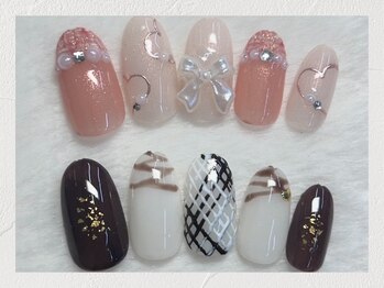 クリスタルネイル/結婚式ネイルもお任せください☆