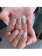 トータルサロン 白べぇーっ プラス/シンプル夏ネイル