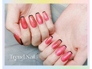 トレンドネイルスタジオ(Trend Nail Studio)/個性的フレンチネイル
