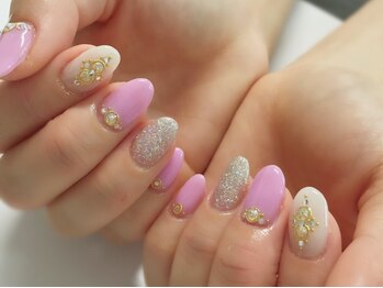 ラシェスキタモト (luscius kitamoto)/ピンクキラキラネイル