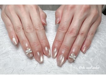 オーラ(Orla)/マグネットネイル