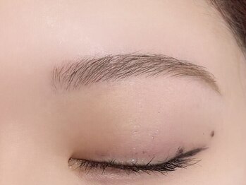 シル メイリー(cil meili)の写真/骨格に合わせたデザイン提案とWAXでナチュラルに垢抜けた美眉に♪理想の目元を叶えるプライベートサロン☆