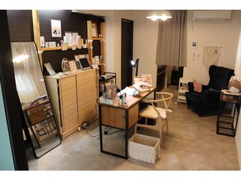 ヤナネイル(Yana Nail)の写真/お子様連れ大歓迎。ママも気兼ねなくキレイ時間を。