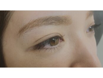 ココ アンド モカ(Coco&mocca)/目尻長め