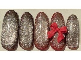 バレンタイン風マグネットネイル