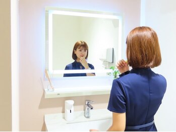 エクシアホワイト 北24条駅前店の写真/【学生・社会人どちらにもおすすめ!北24条駅から徒歩30秒♪】口コミや期間限定のクーポンもお見逃しなく!