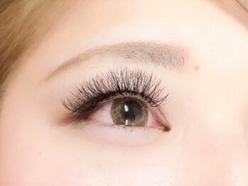 ニノアイラッシュ(nino eyelash)の写真/初マツパにおススメ!!抜群の提案力★骨格に合わせたパリジェンヌで垢抜け愛されアイに♪