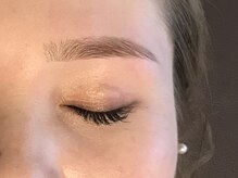 ヘアアンドメイク ボンアミ(HAIR & MAKE Bon ami)/ゆるふわ眉毛