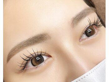 AY/エクステ＋眉毛wax